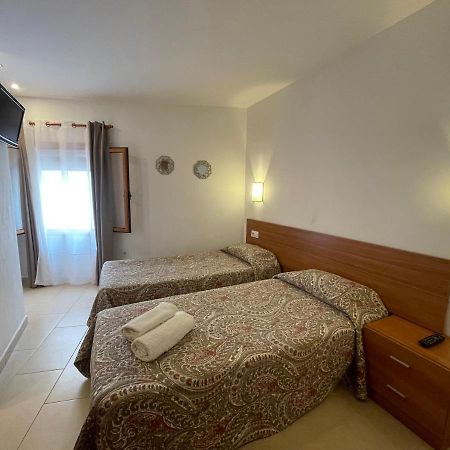 P&R Hostals Codolar Tossa de Mar Exterior photo