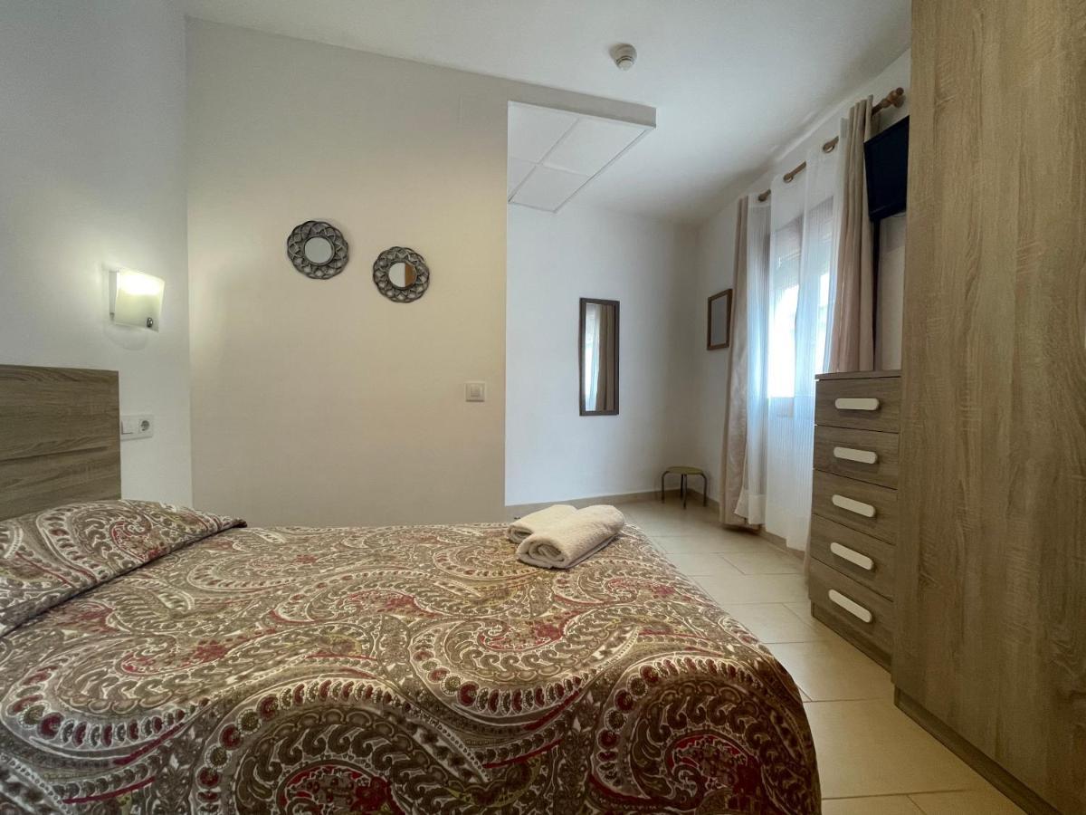 P&R Hostals Codolar Tossa de Mar Exterior photo